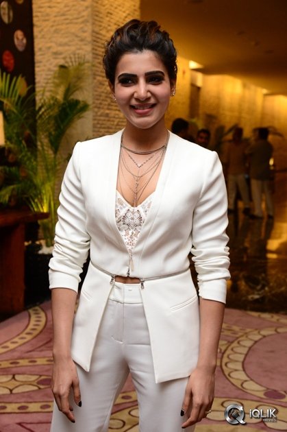 Samantha-at-Janatha-Garage-Movie-Thanks-Meet